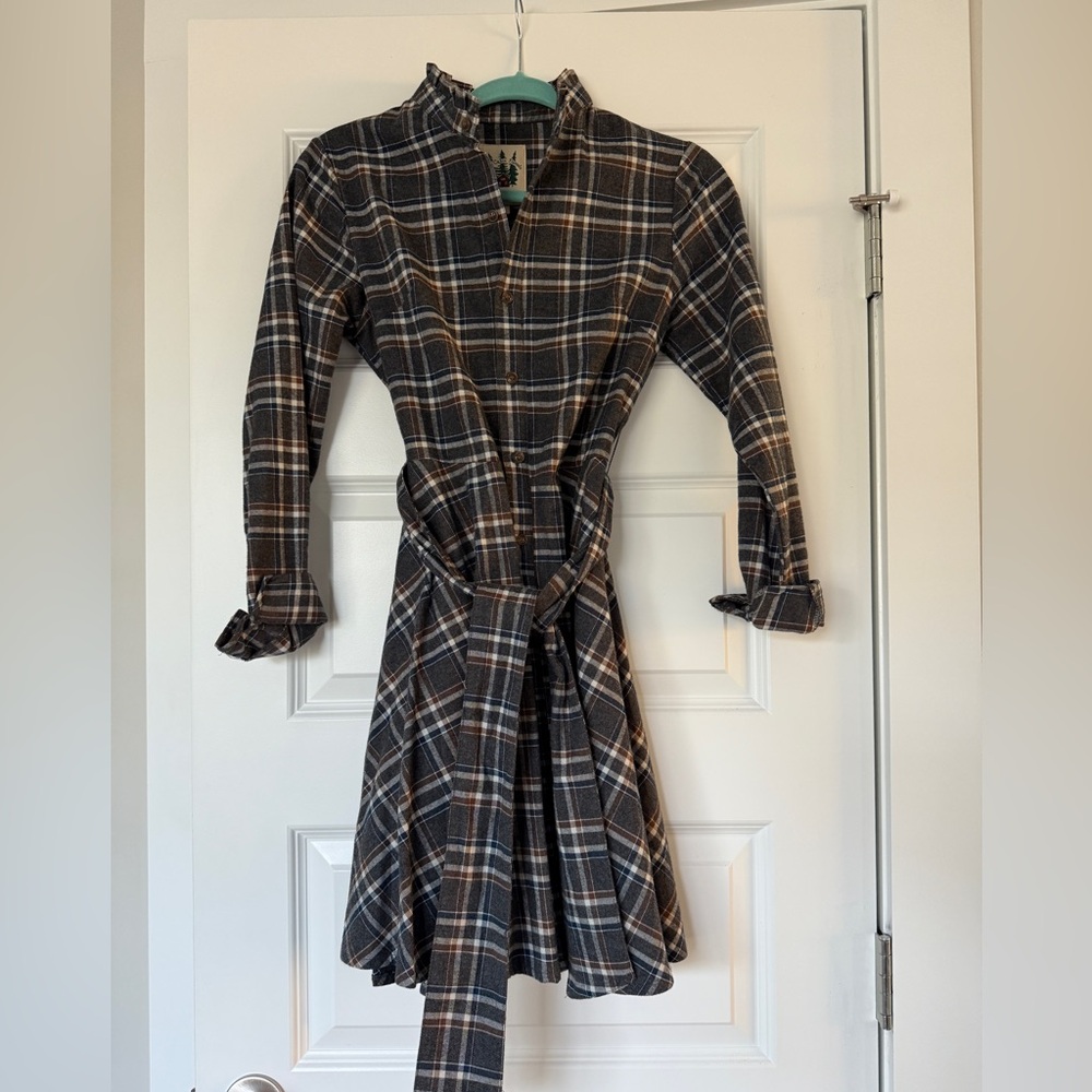 Kiel James Patrick Cozy Cabin Flannel in Gray and Brown XS - like new